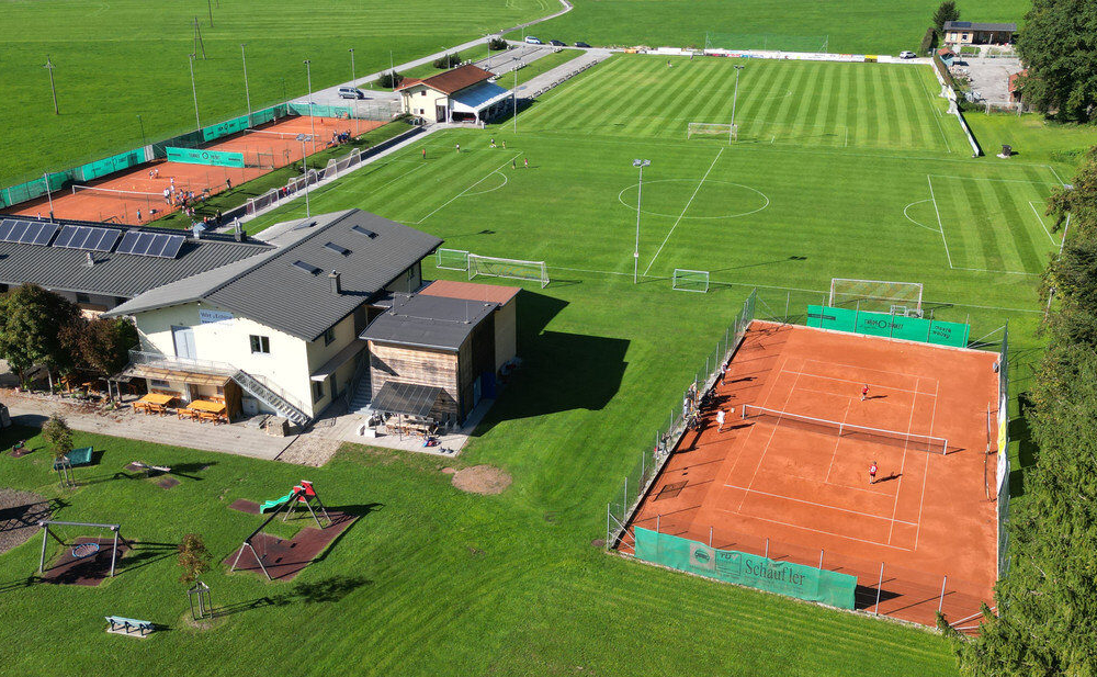 Tennisplatz Tennisplatz